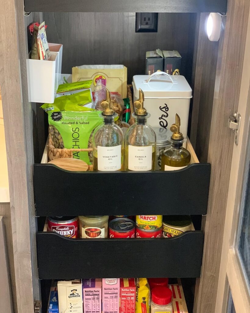 Innovative Cabinet Organization