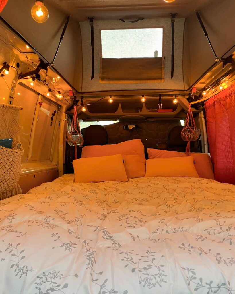 Sleeping Gear & Comfort