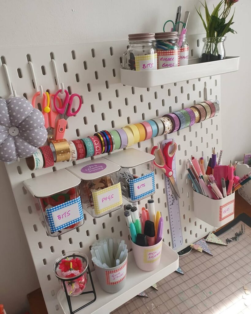 Art Supply Organization Station