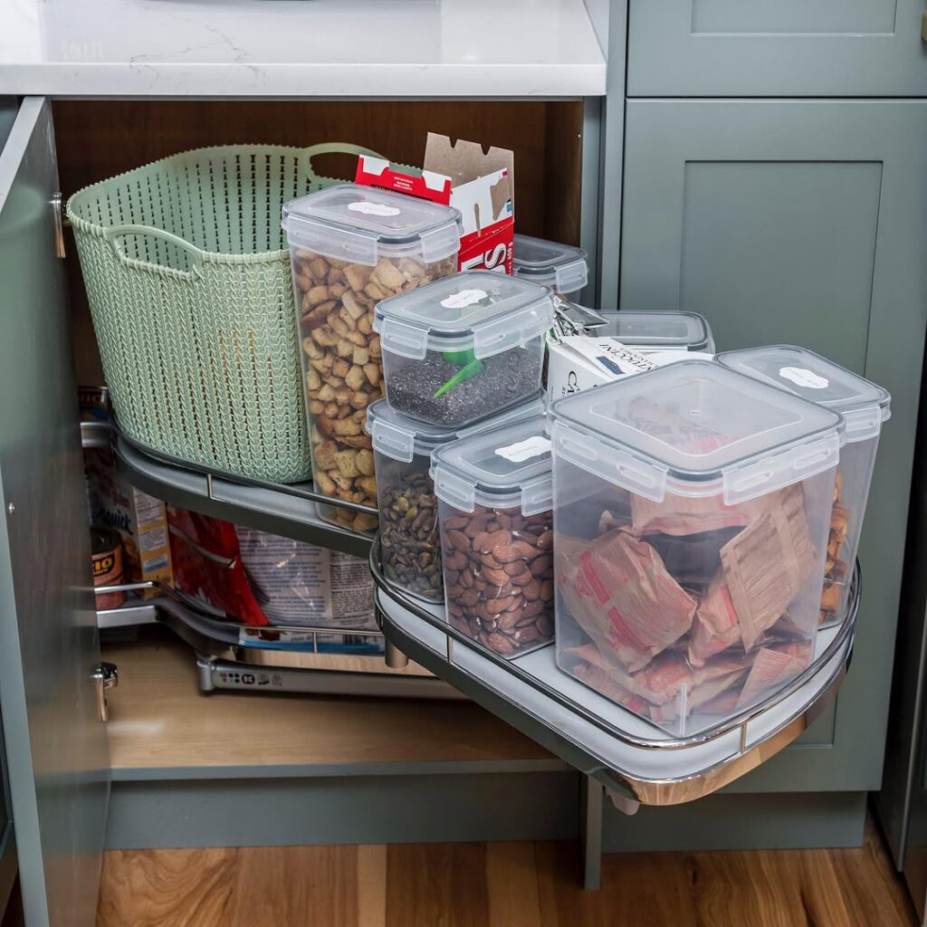 Store Nesting Bowls & Stackable Containers Efficiently